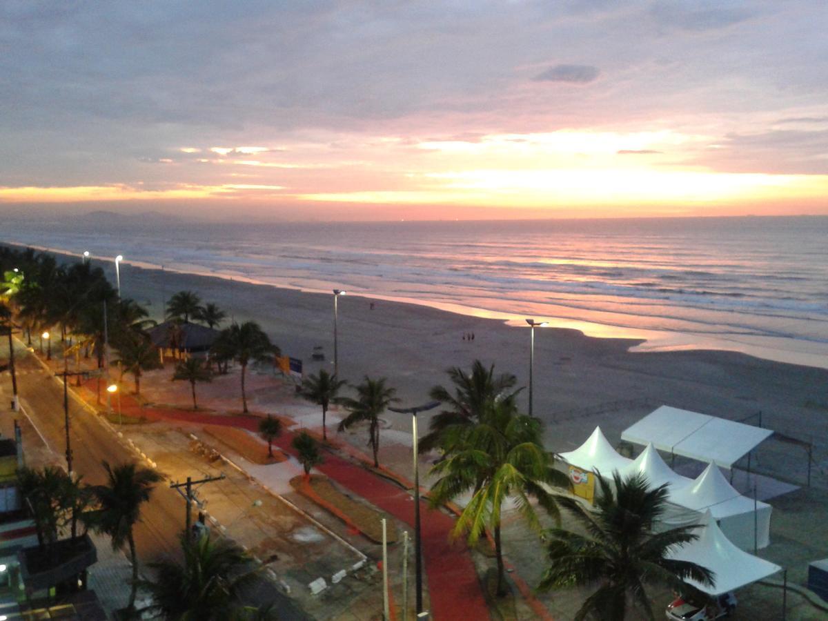 Apartamento De Frente O Mar Praia Grande Otel Solemar Dış mekan fotoğraf